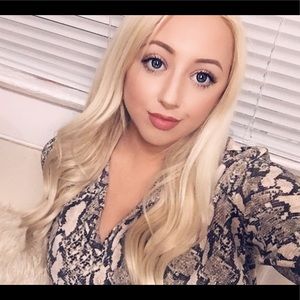 Meet your Posher, Lorin